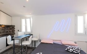 Corfu Downtown Suites